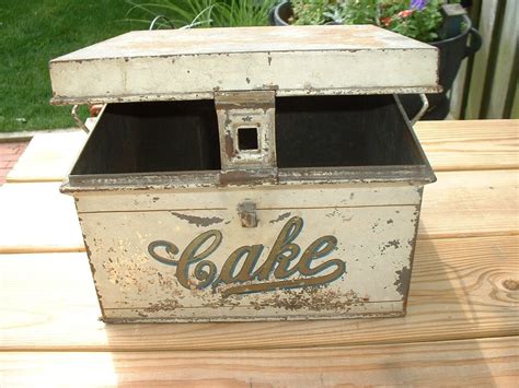 antique metal cake box|Vintage Metal Cake Box .